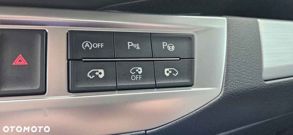 Volkswagen Multivan 2.0 BiTDI L1 Business 4Motion DSG - 22