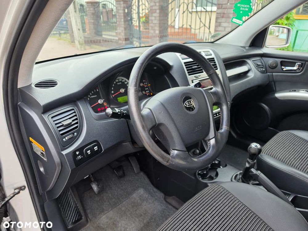 Kia Sportage - 25