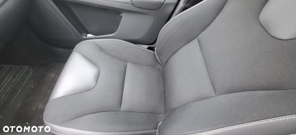 Volvo XC 60 - 6
