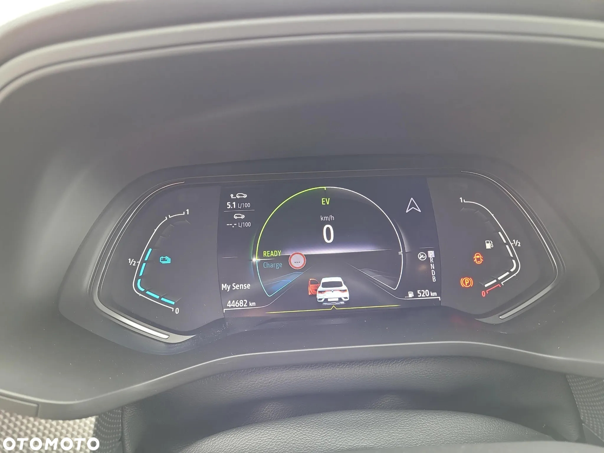 Renault Arkana 1.6 E-TECH Intens MMT - 14