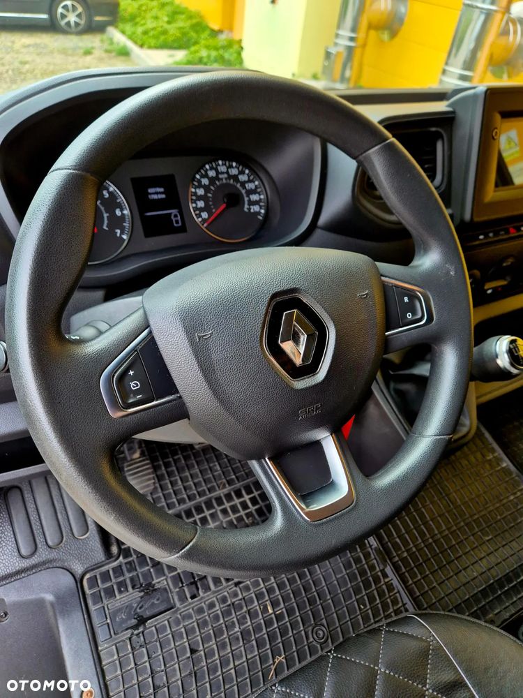 Renault Master - 22
