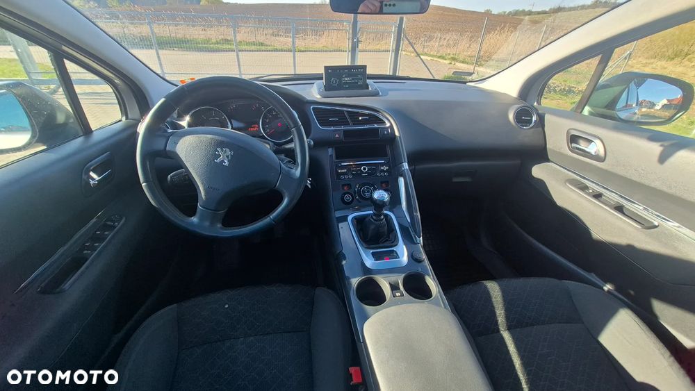 Peugeot 3008 1.6 HDi Active - 10