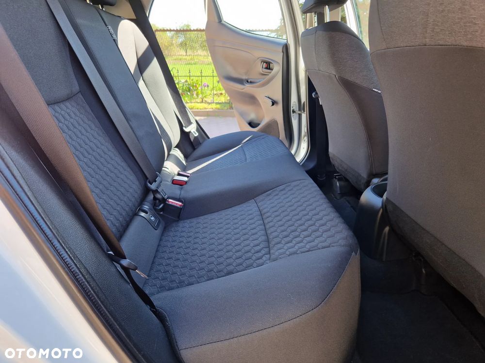 Toyota Yaris 1.5 Comfort - 14