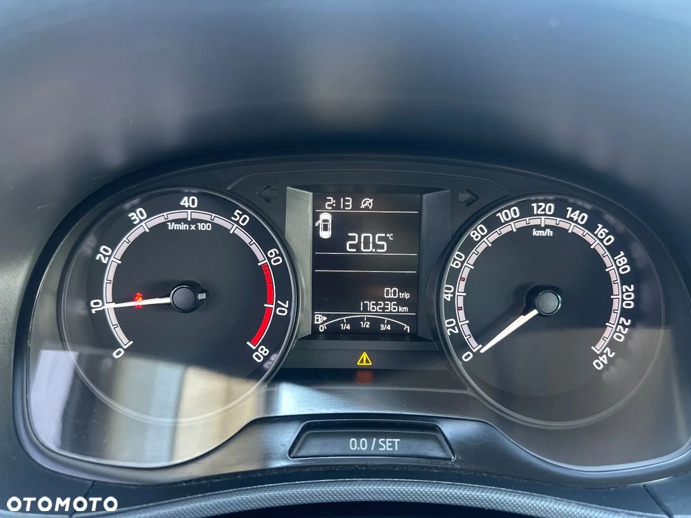Skoda Fabia 1.0 TSI Active - 27
