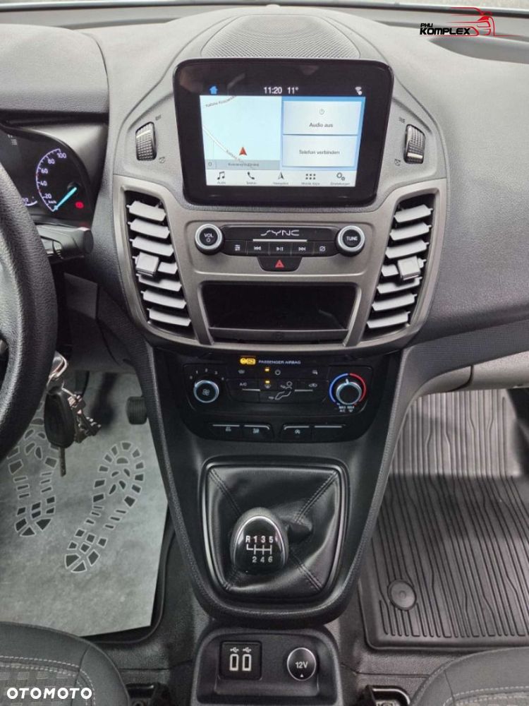 Ford Transit Connect - 13