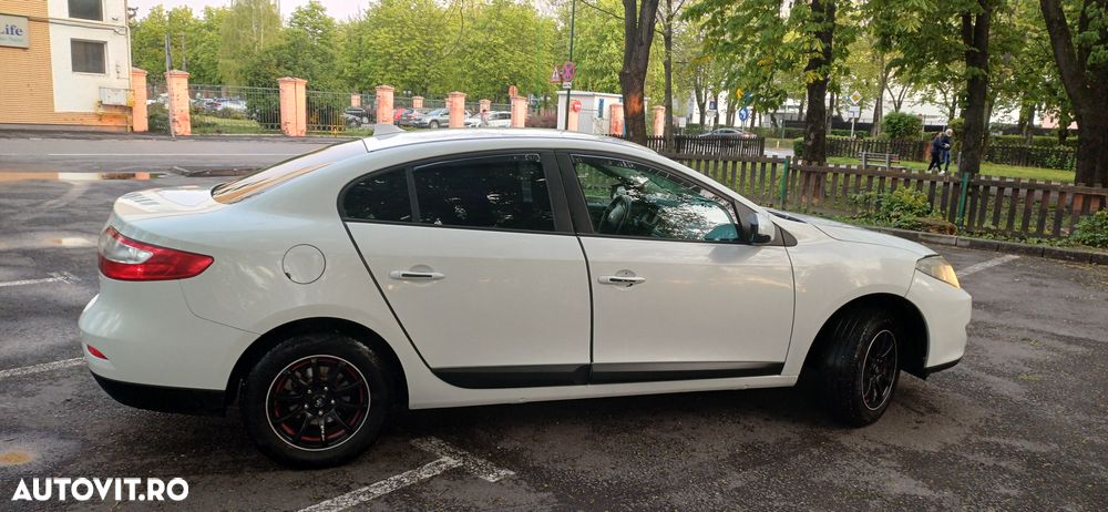 Renault Fluence 1.6 16V Expression - 3
