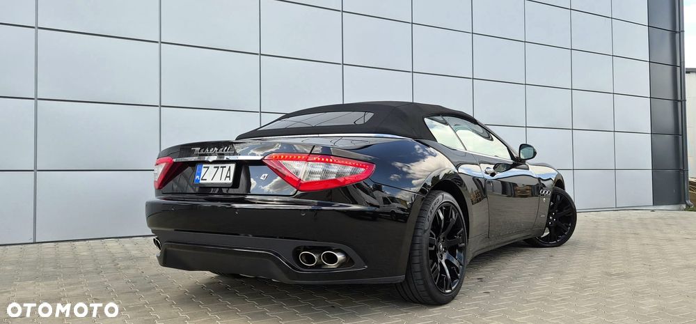 Maserati GranTurismo S Automatik - 22