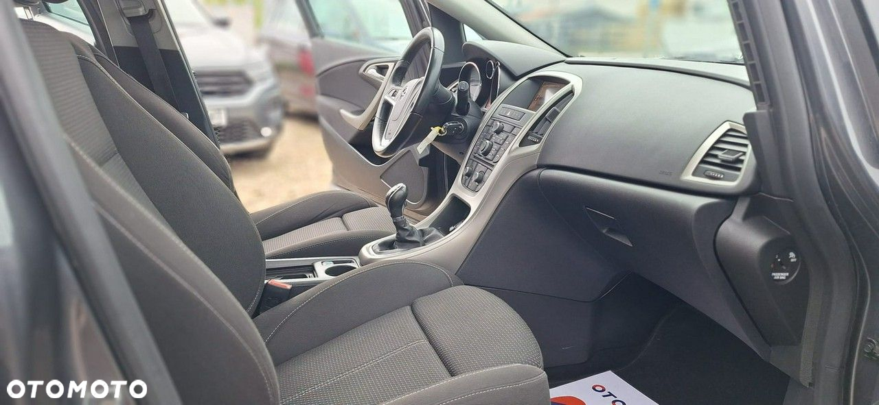 Opel Astra - 11