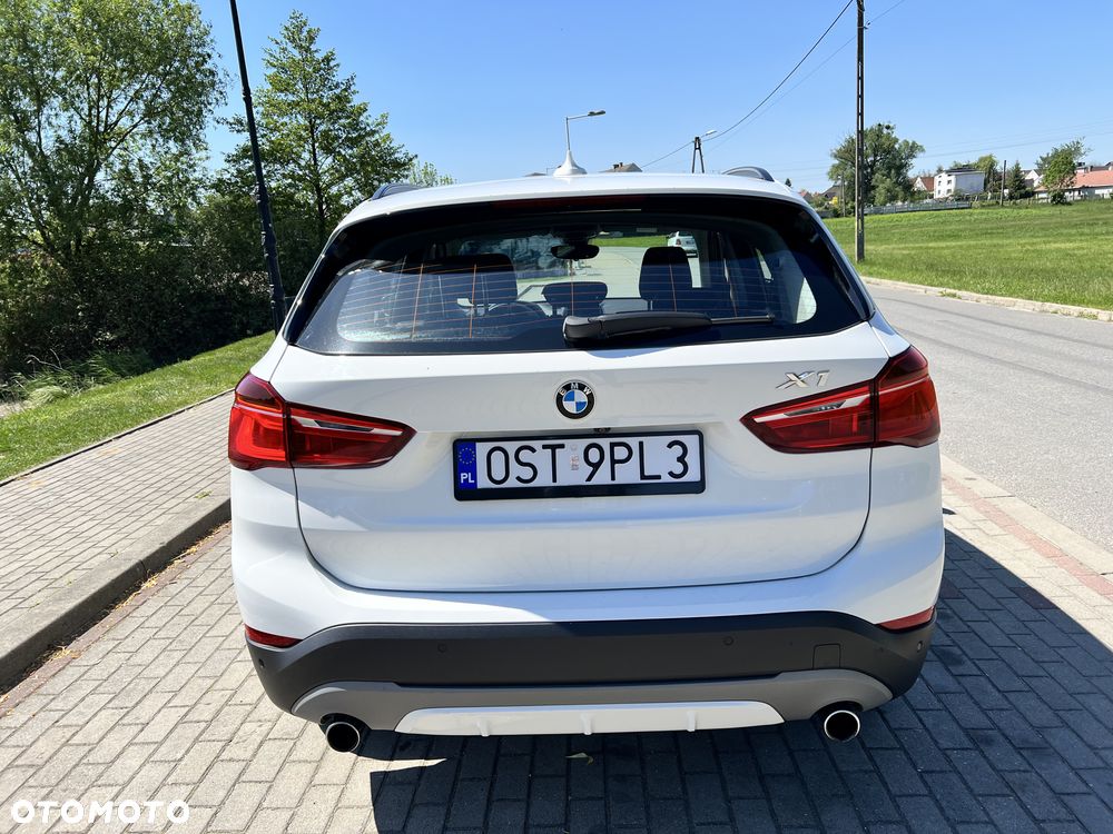 BMW X1 xDrive25d Sport Line - 7