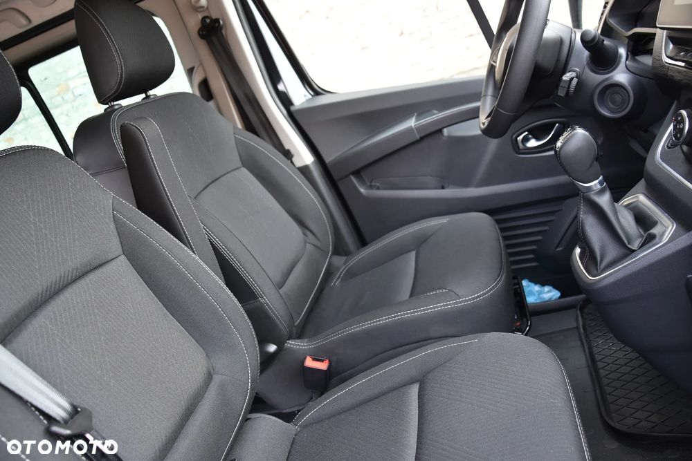 Renault Trafic 2.0 dCi Escapade EDC - 24