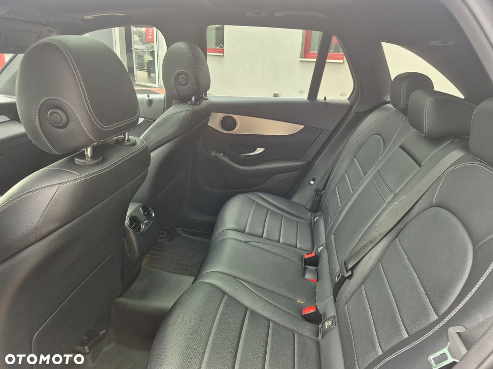 Mercedes-Benz GLC 300 4-Matic - 14