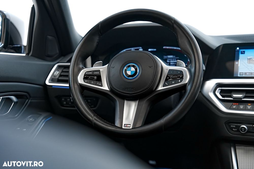 BMW Seria 3 - 16