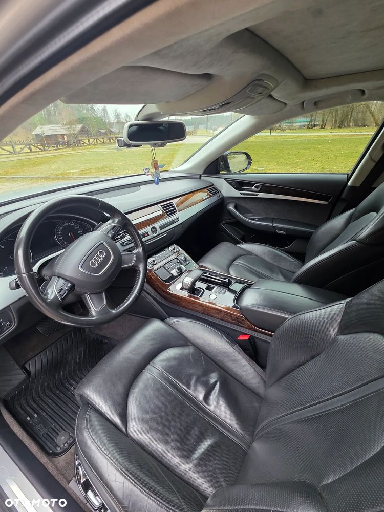 Audi A8 4.2 TDI Quattro - 13
