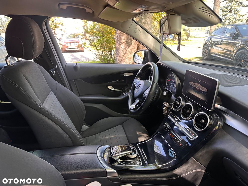 Mercedes-Benz GLC - 31