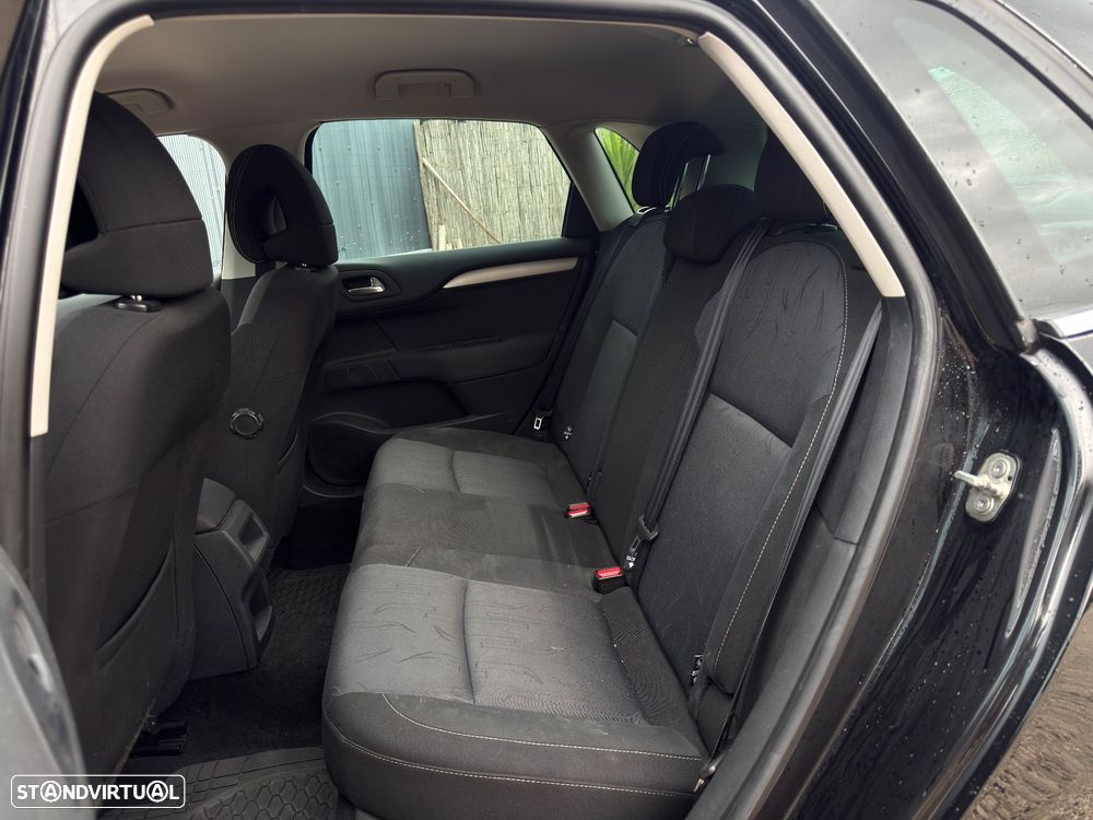 Citroën C4 1.6 HDi Seduction 104g - 7