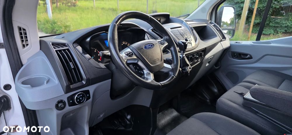 Ford Transit - 17