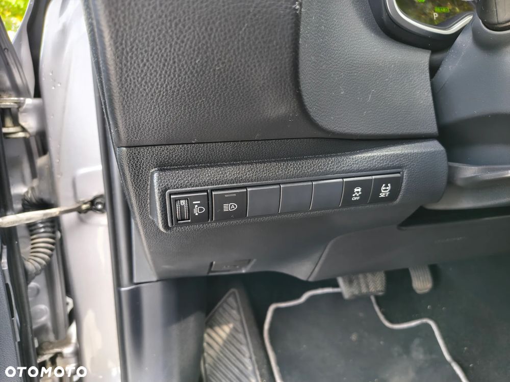 Toyota Corolla 1.8 Hybrid Comfort - 19