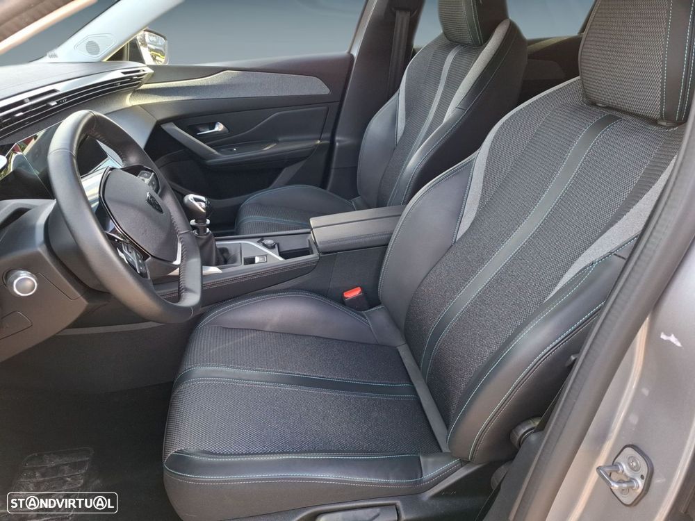Peugeot 308 1.2 PureTech Allure - 11