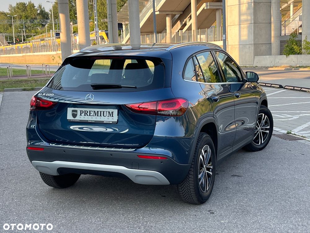 Mercedes-Benz GLA 200 Style - 10