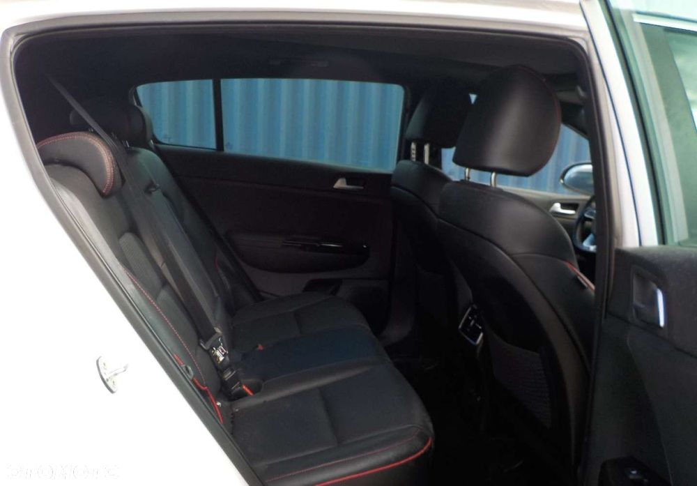 Kia Sportage - 18