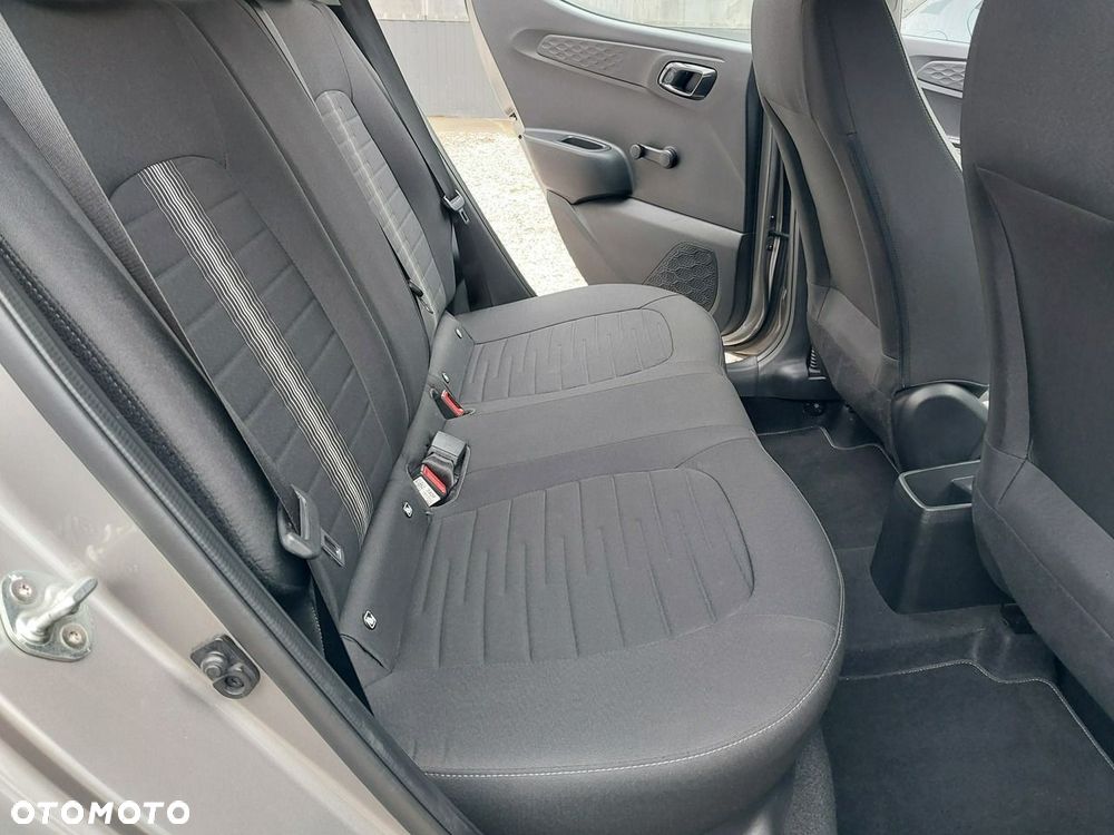 Hyundai i10 2021