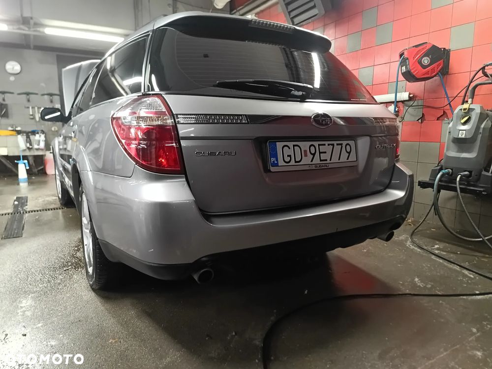 Subaru Outback - 6