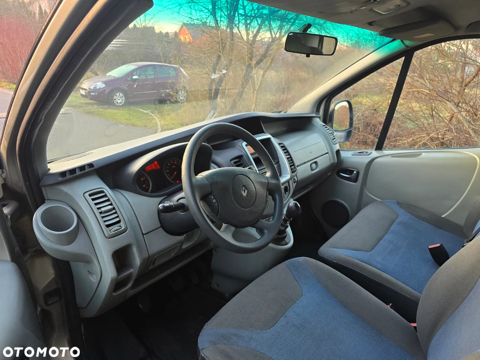 Renault Trafic - 10