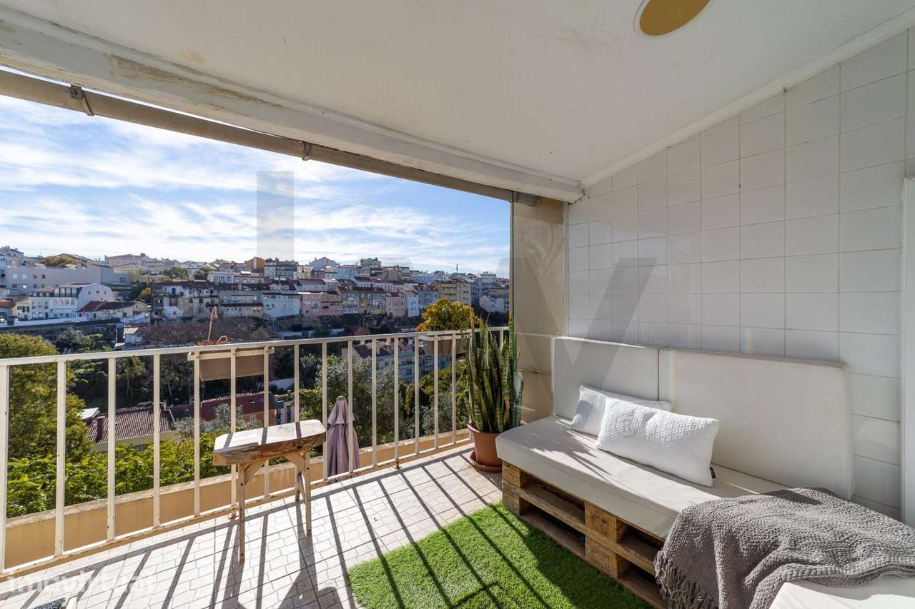 Apartamento T5 em Campo de Ourique - Grande imagem: 3/39