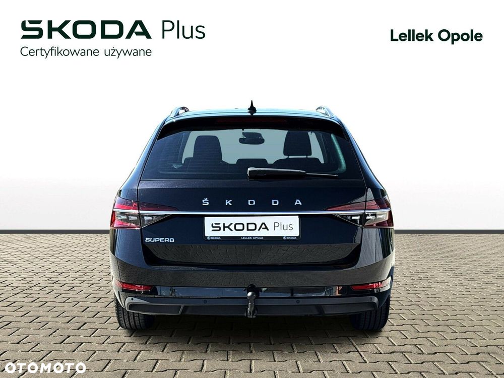 Skoda Superb 2.0 TDI SCR Style DSG - 8