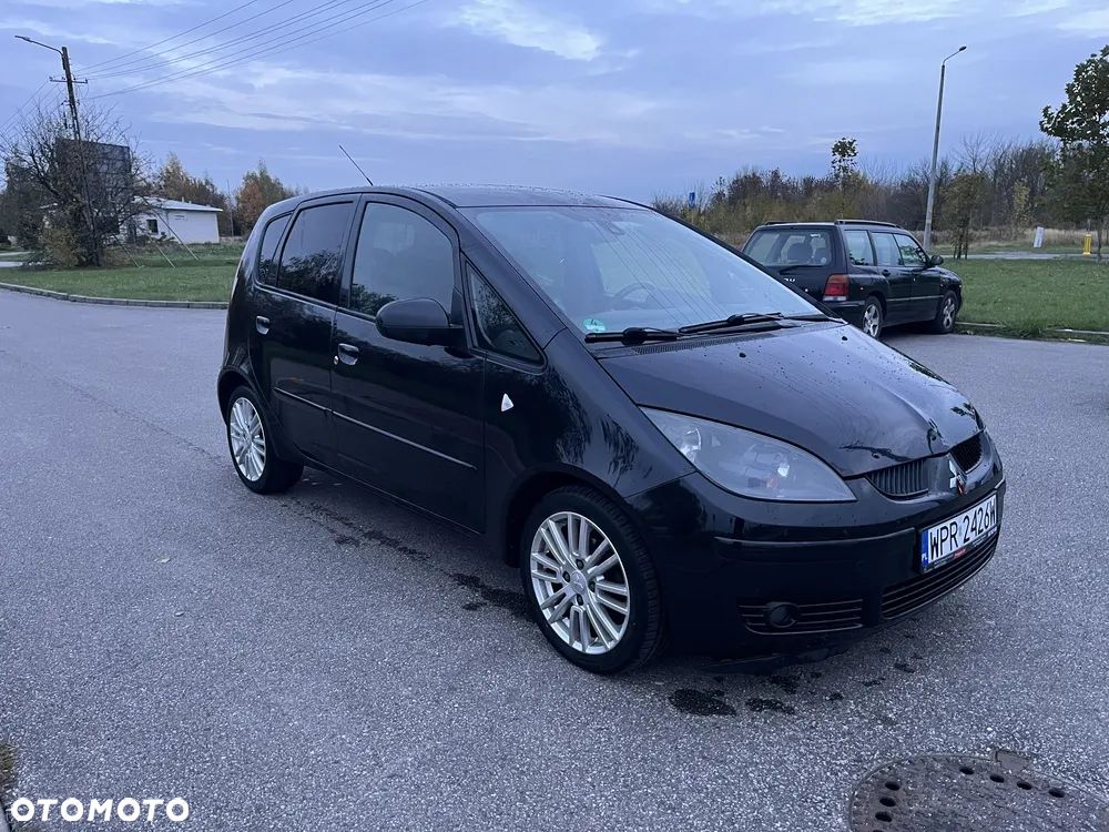 Mitsubishi Colt - 2