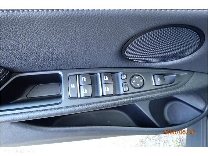 BMW X5 xDrive25d - 11