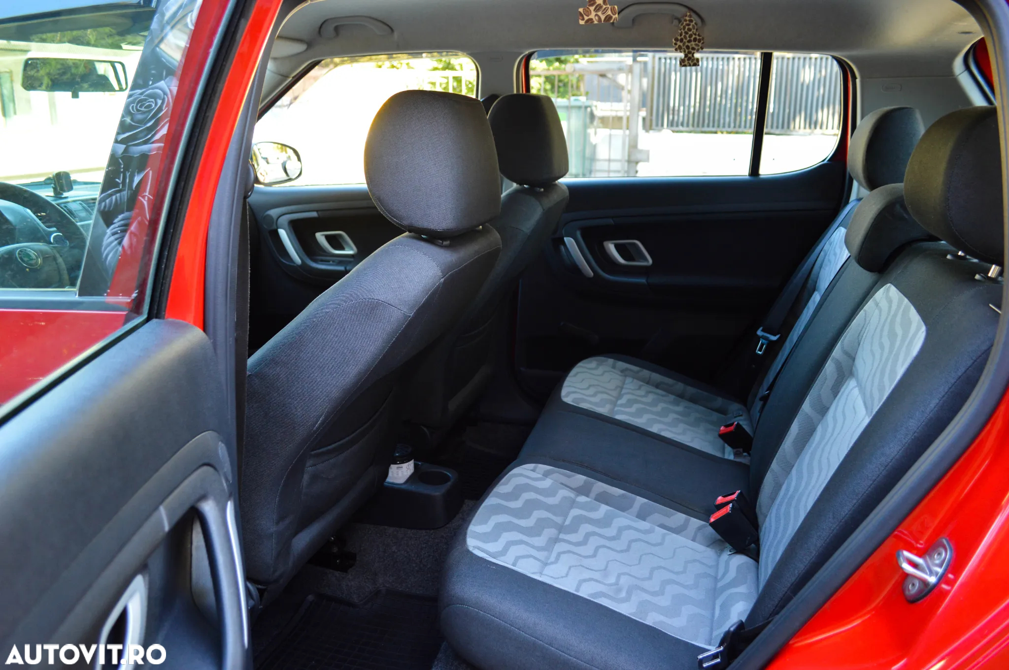 Skoda Fabia 1.2 HTP Ambiente - 20