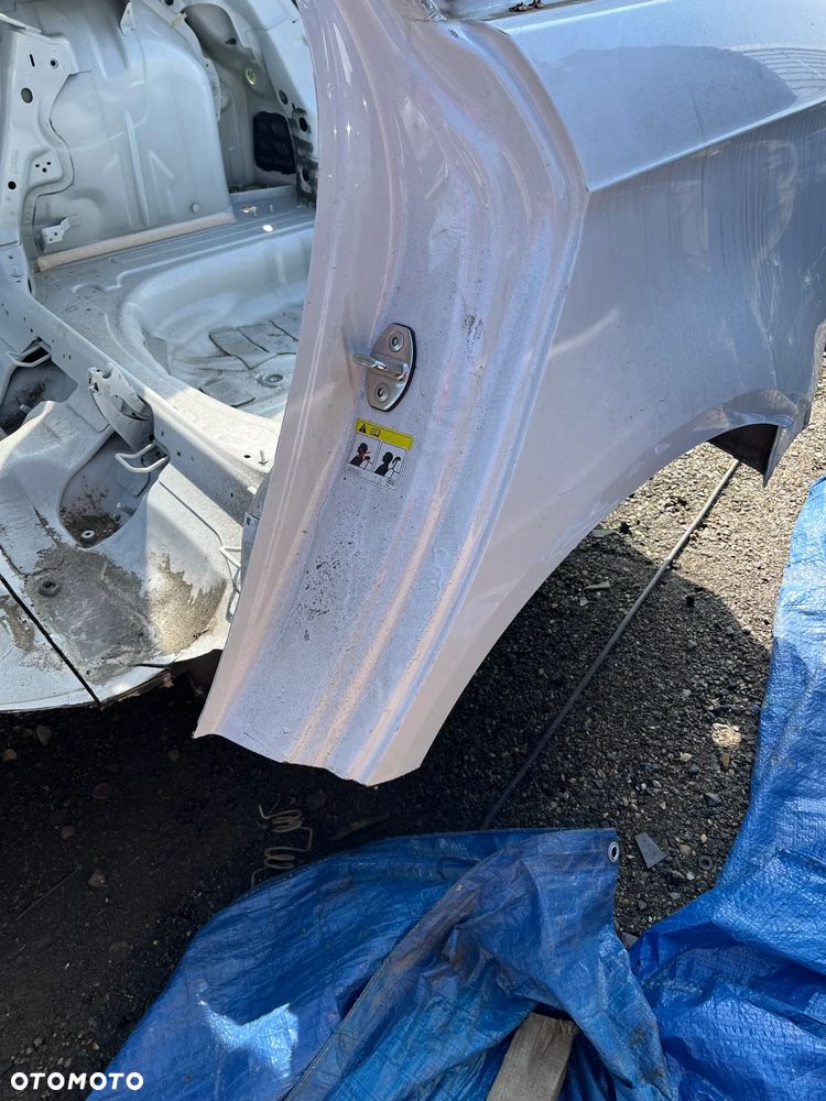 AUDI A3 8V SPORTBACK LS9R ĆWIARTKA LEWY tył BŁOTNIK POSZYCIE - 2