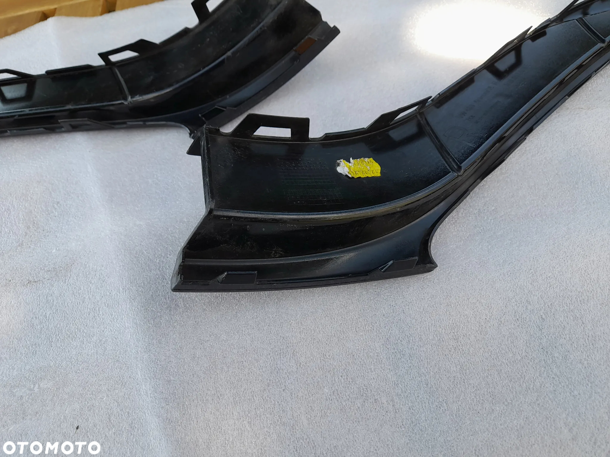 LEWA KRATKA CHROM ZDERZAKA VARTEON LIFT R-LINE  3G8853665E - 11