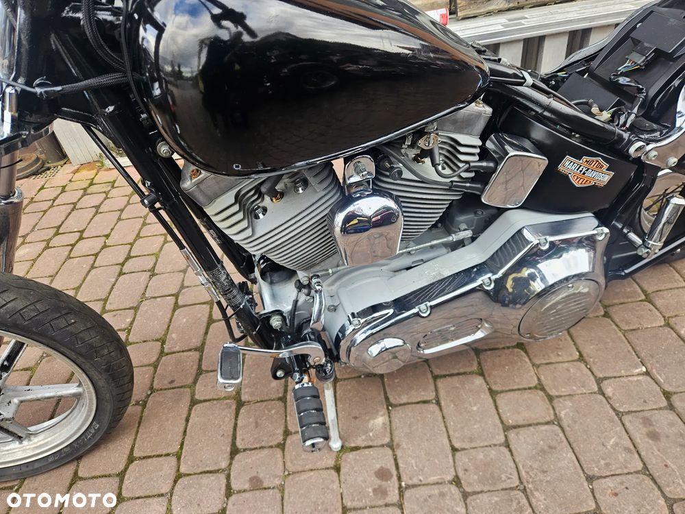 Harley-Davidson Sportster Custom 1200C - 10