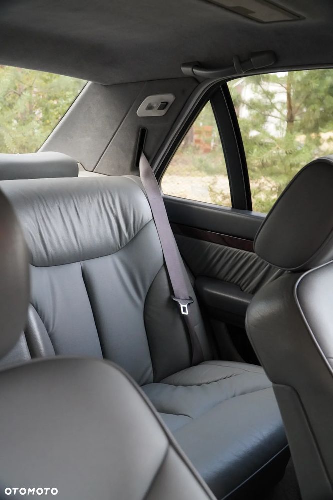 Mercedes-Benz Klasa S 300 TD - 19