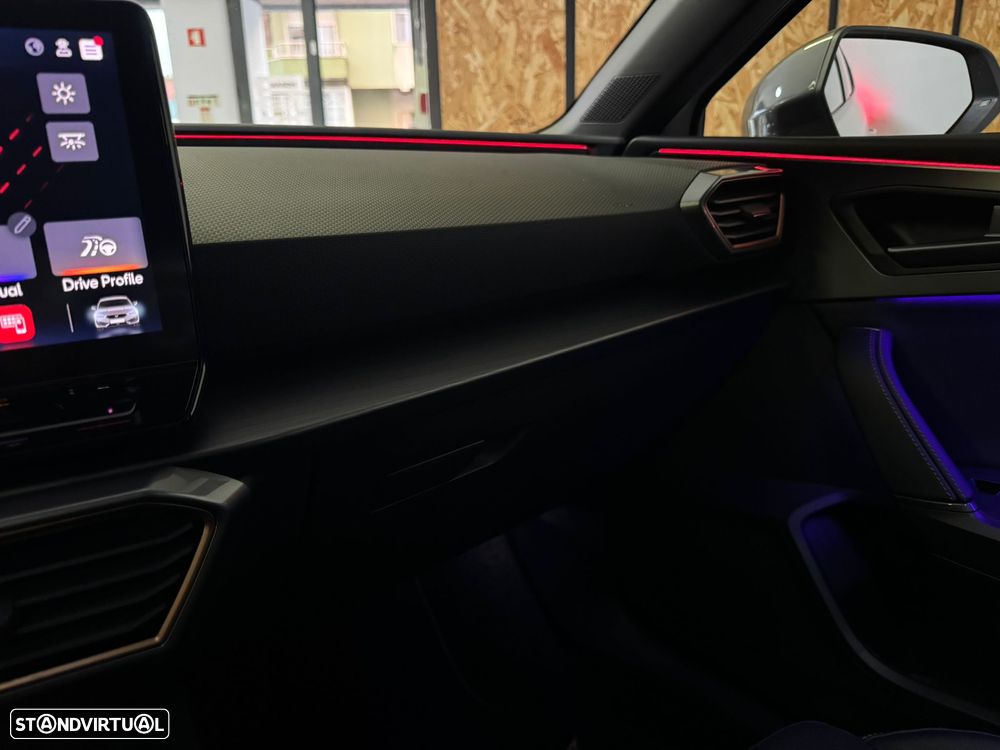 Cupra Leon 1.4 e-Hybrid VZ DSG - 31