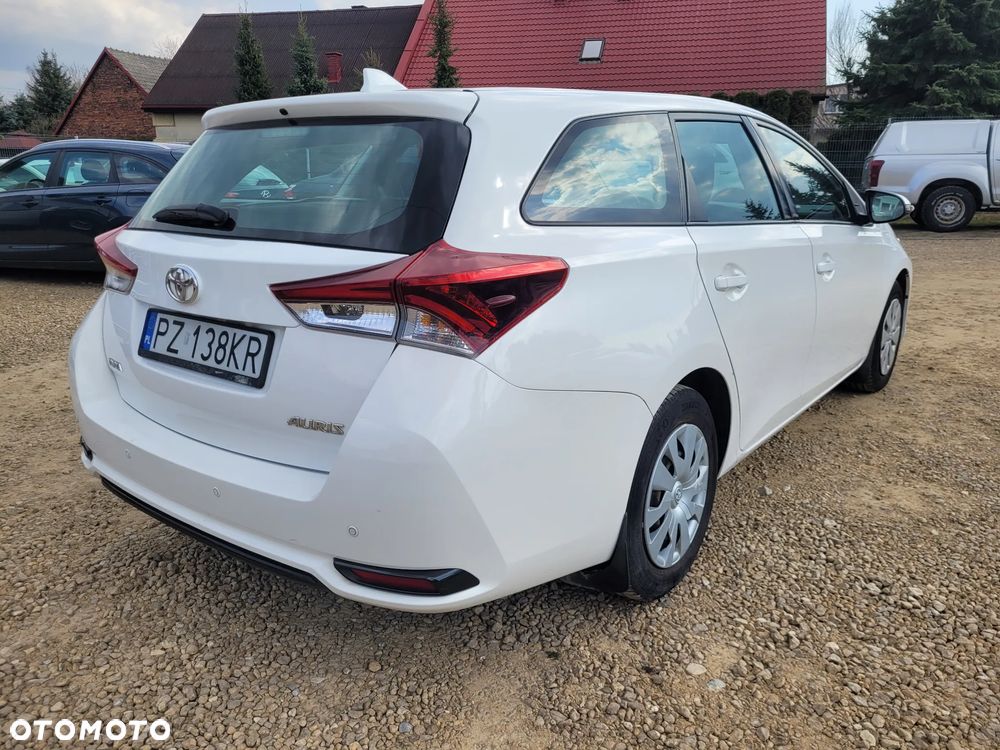 Toyota Auris 1.33 VVT-i Active - 2