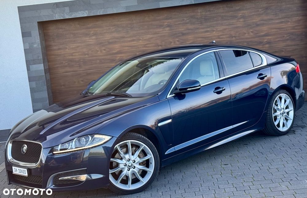 Jaguar XF 3.0 T AWD R-Sport - 2