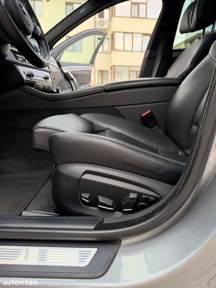 BMW Seria 5 530d xDrive Sport-Aut. - 38