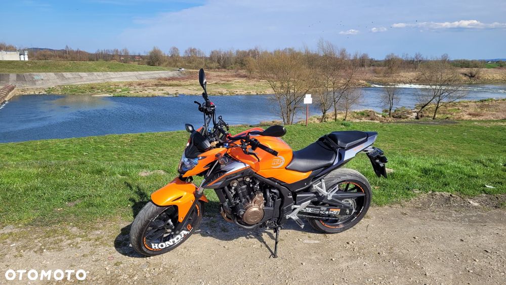 Honda CB - 2