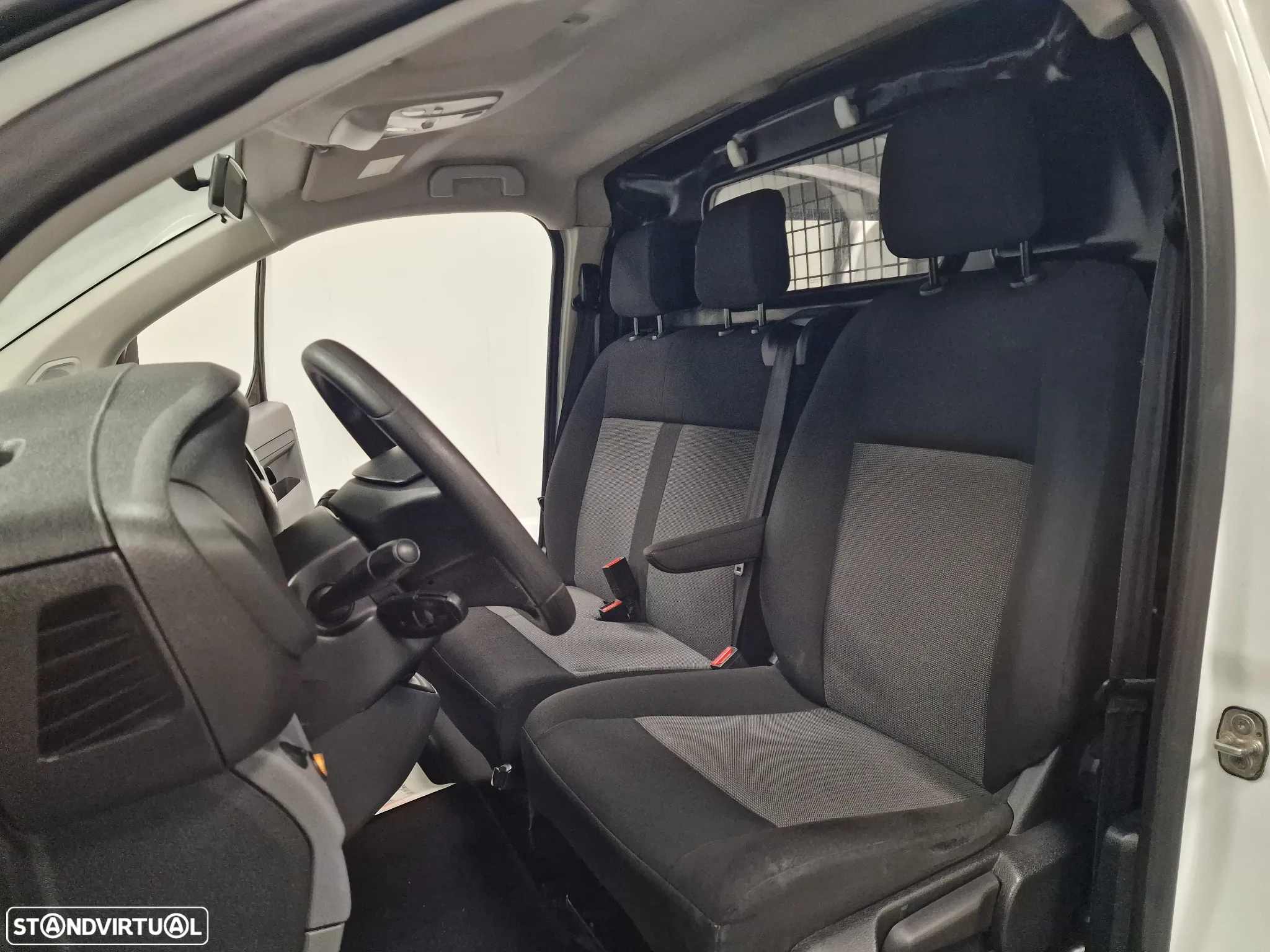 Citroën JUMPY 1.6 BLUEHDI IVA DEDUTIVEL - 32