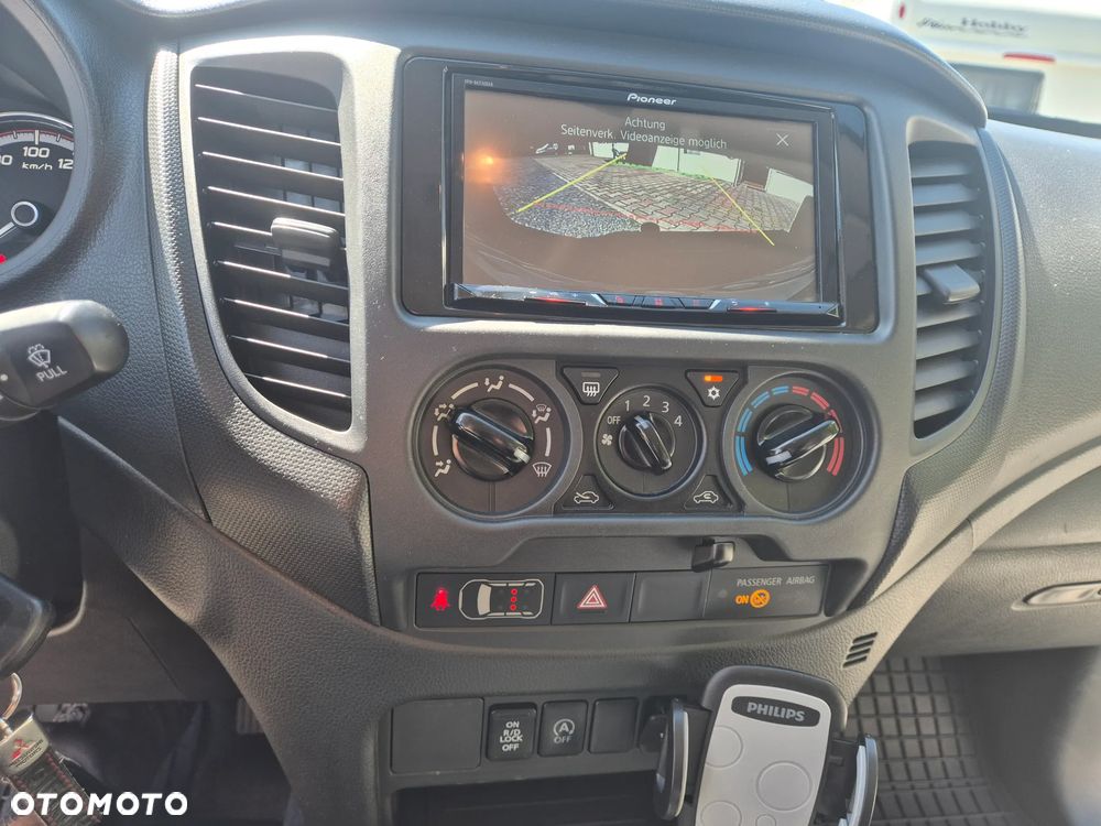 Mitsubishi L200 Pick Up 4x4 S&S Autm Double Cab Plus - 24
