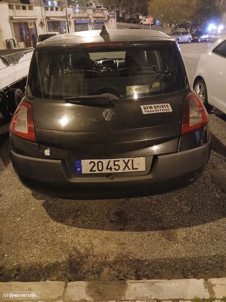 Renault Mégane 1.5 dCi Confort - 2