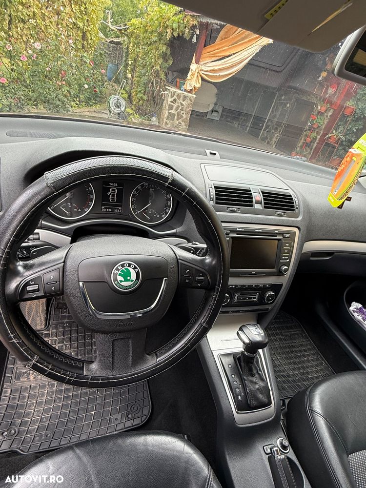 Skoda Octavia - 8