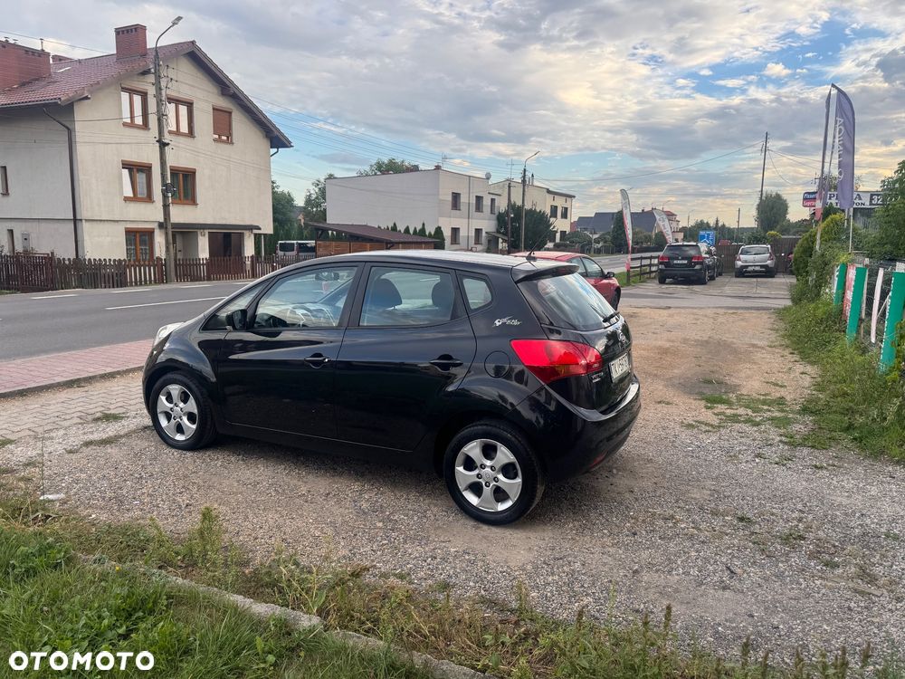 Kia Venga 1.4 CVVT Fifa World Cup Edition - 5
