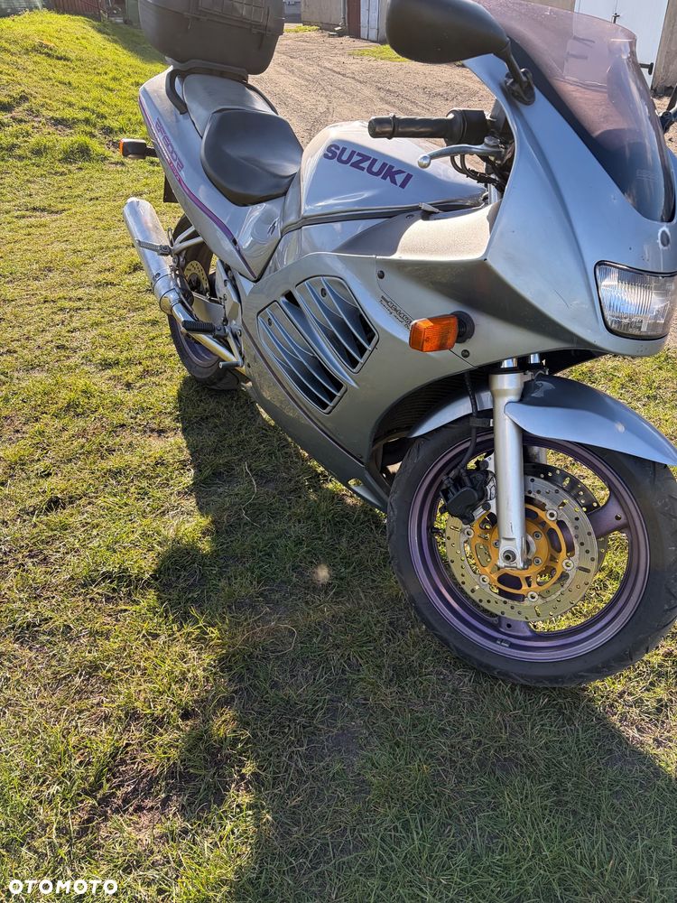 Suzuki RF - 9