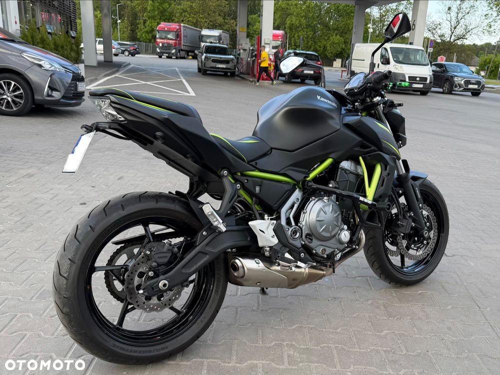 Kawasaki Z 650 - 15