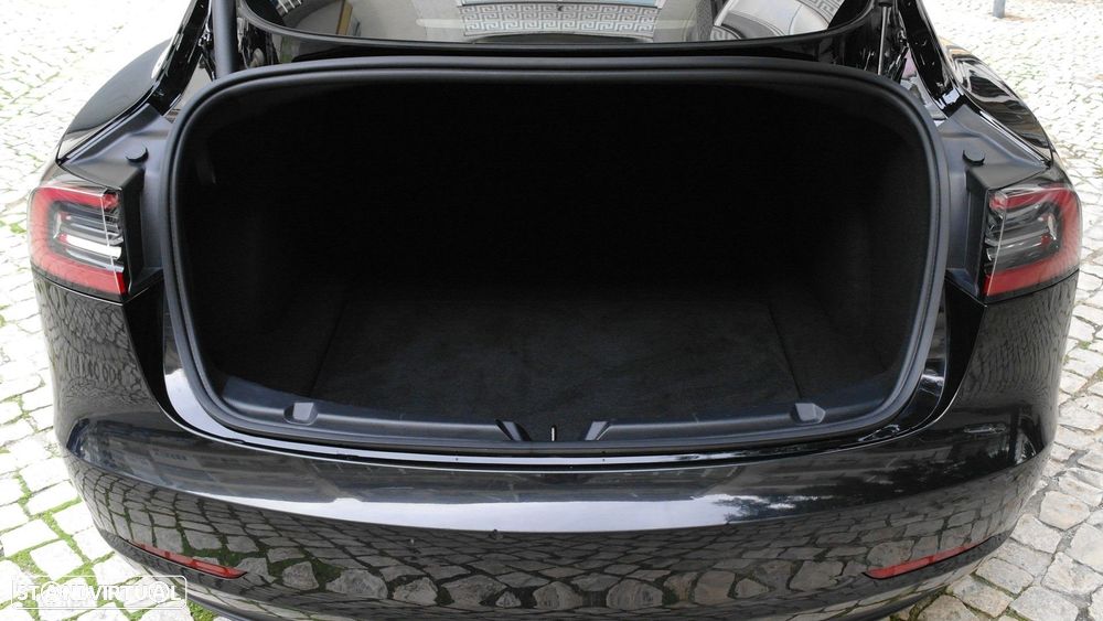 Tesla Model 3 Long Range Tração Traseira - 12