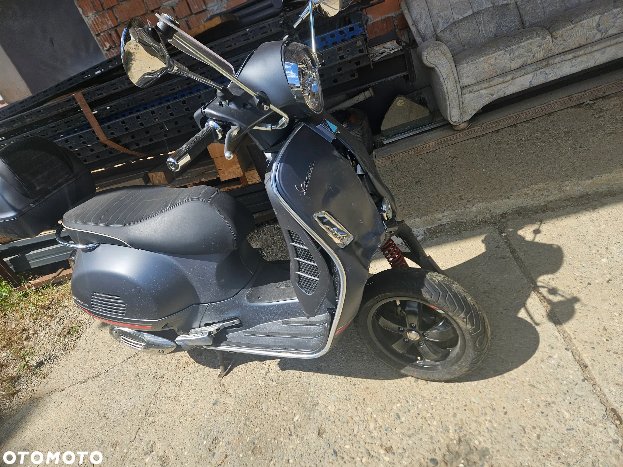 Vespa GTS - 7